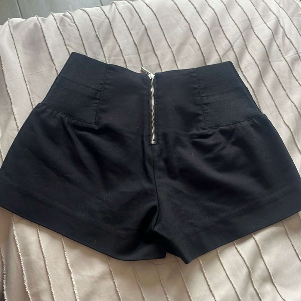 Guess shorts